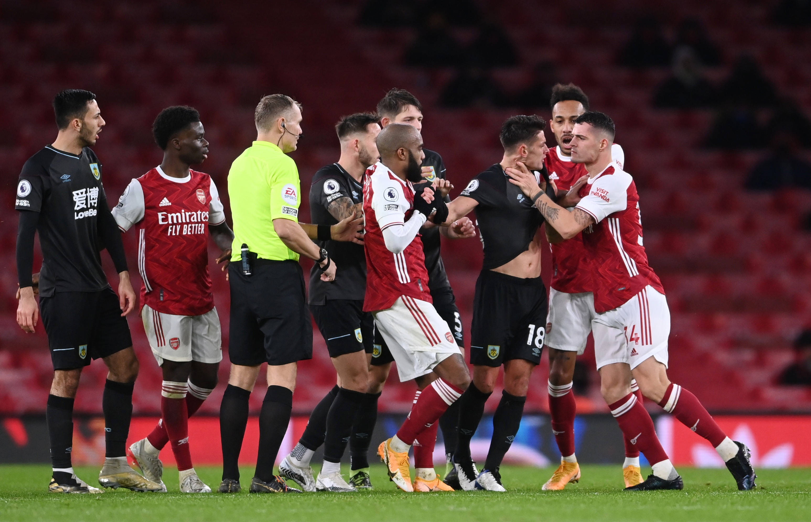 续展现了他 续展现了他